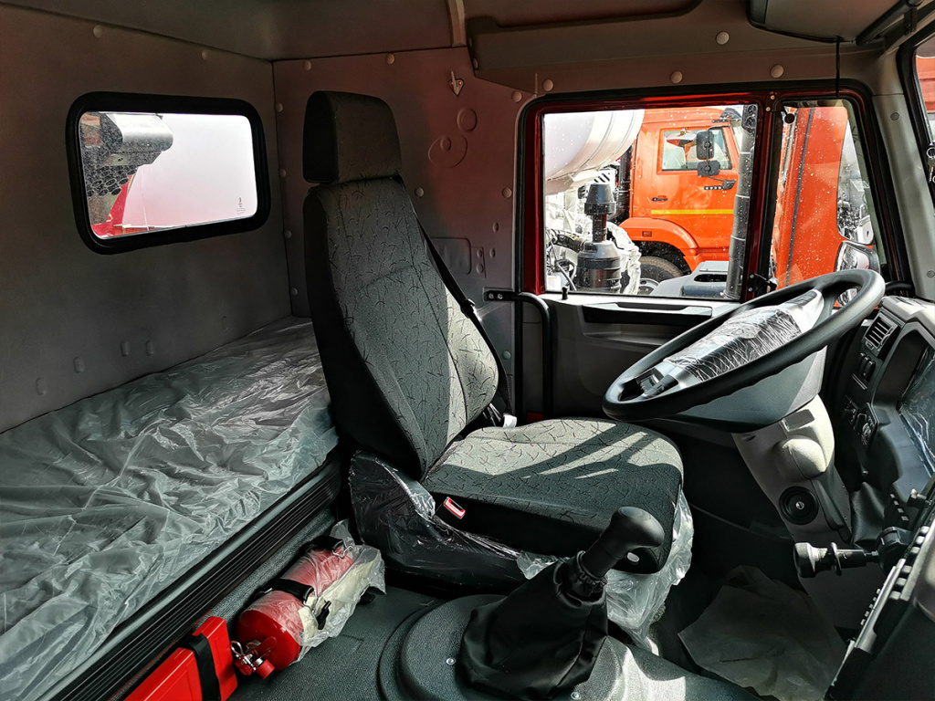 Тягач КАМАЗ 65116 с КМУ KANGLIR KS2056H + пульт ДУ, 2025 ЗАВГАР