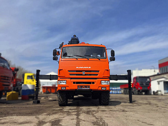Бортовой КАМАЗ 43118 с КМУ KANGLIM KS2056H (дв. Cummins, без сп/места)_1