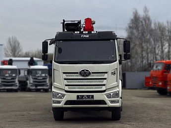 Бортовой FAW J6L 4*2 с КМУ KANGLIM KS2056H_1